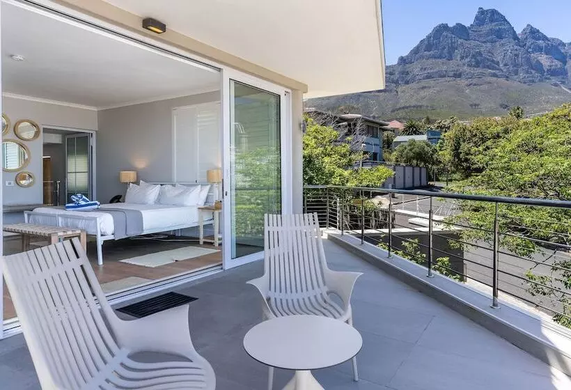ホテル Camps Bay Retreat