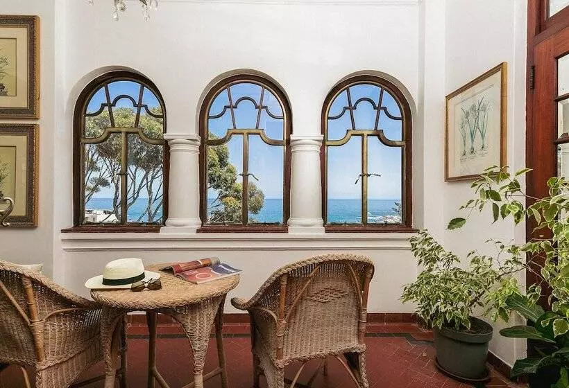 ホテル Camps Bay Retreat