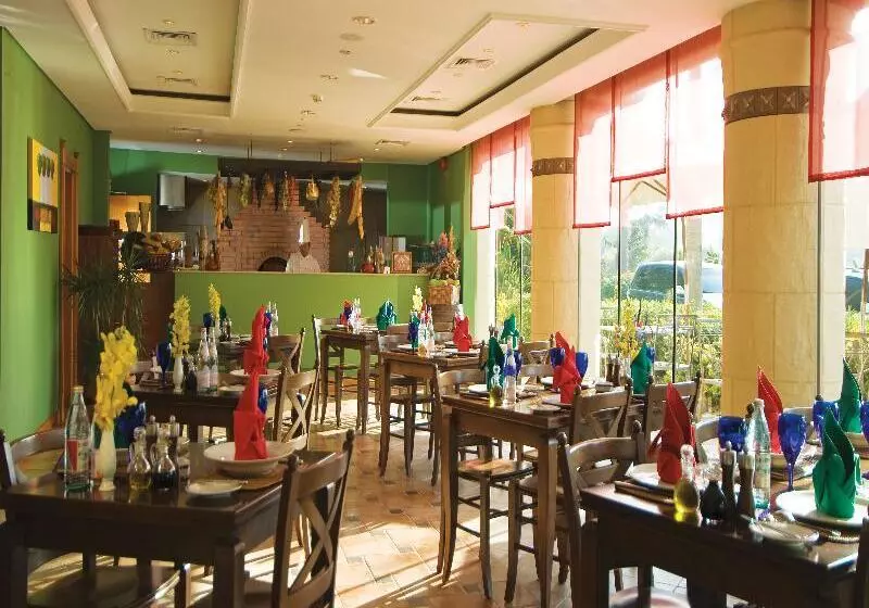 هتل Coral Beach Resort Sharjah