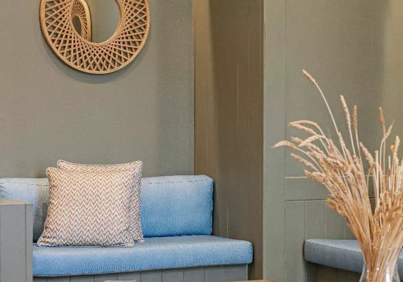 בית מלון כפרי Dorisol Buganvilia Studio