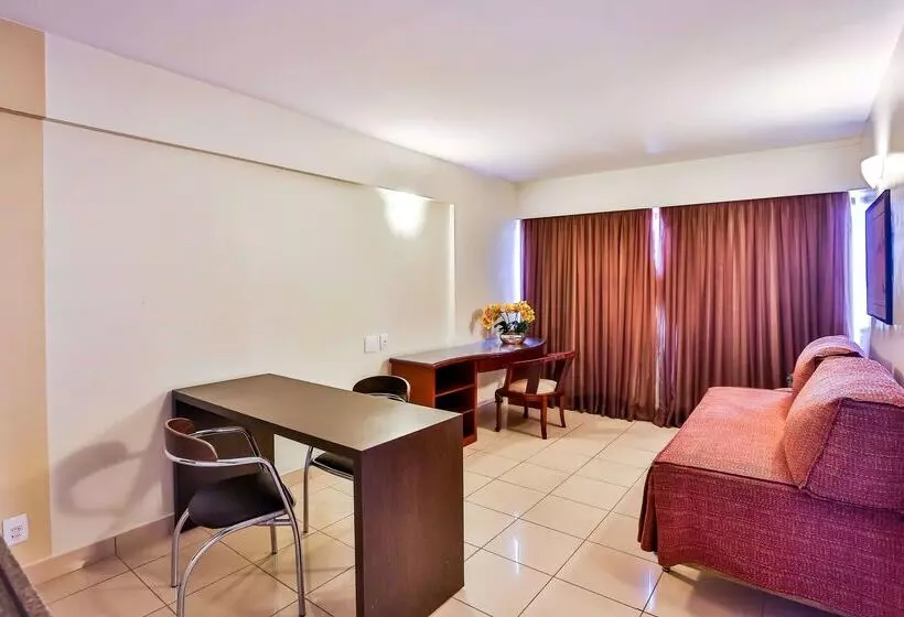 هتل Golden Tulip Goiania Address