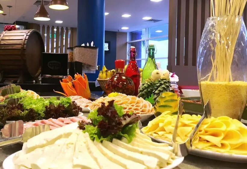 Hotelli Ibis Salvador Rio Vermelho