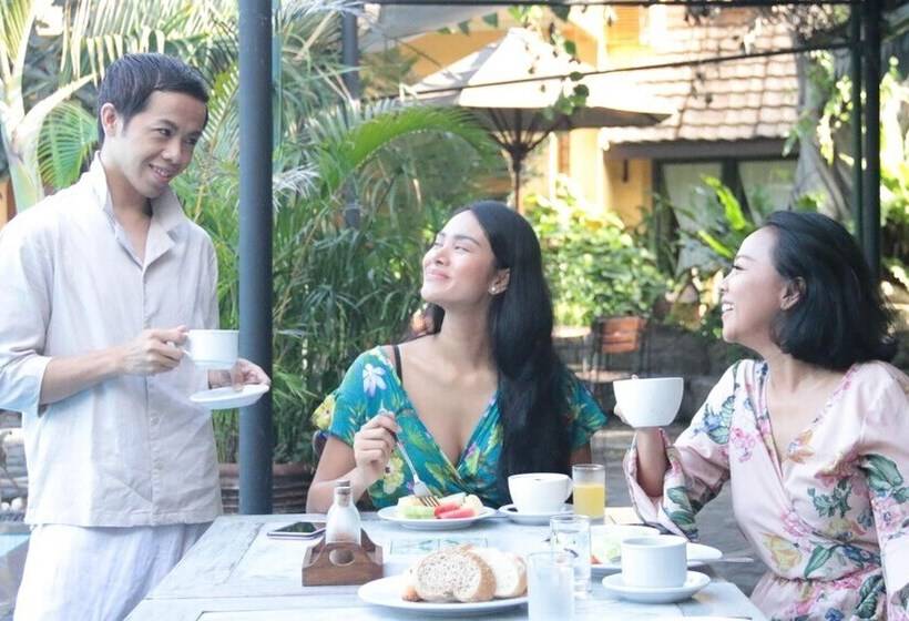 בית מלון כפרי Jogja Village