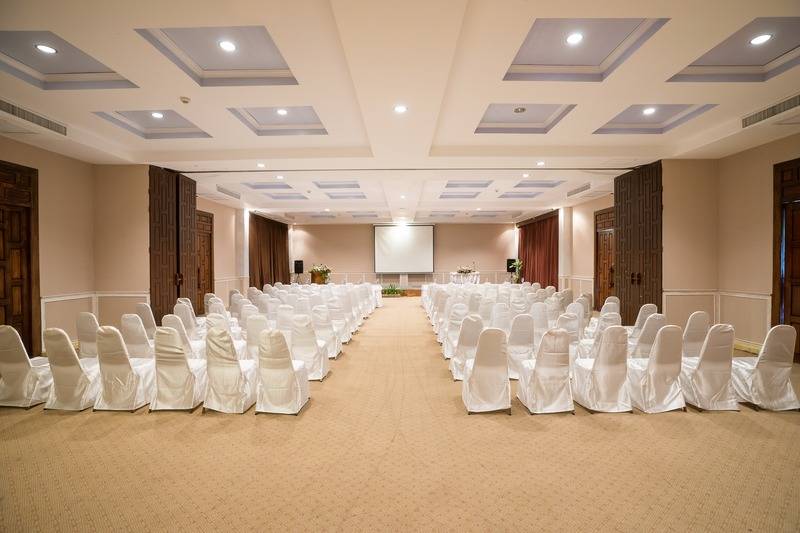 בית מלון כפרי Khaolak Emerald Beach Resort And Spa