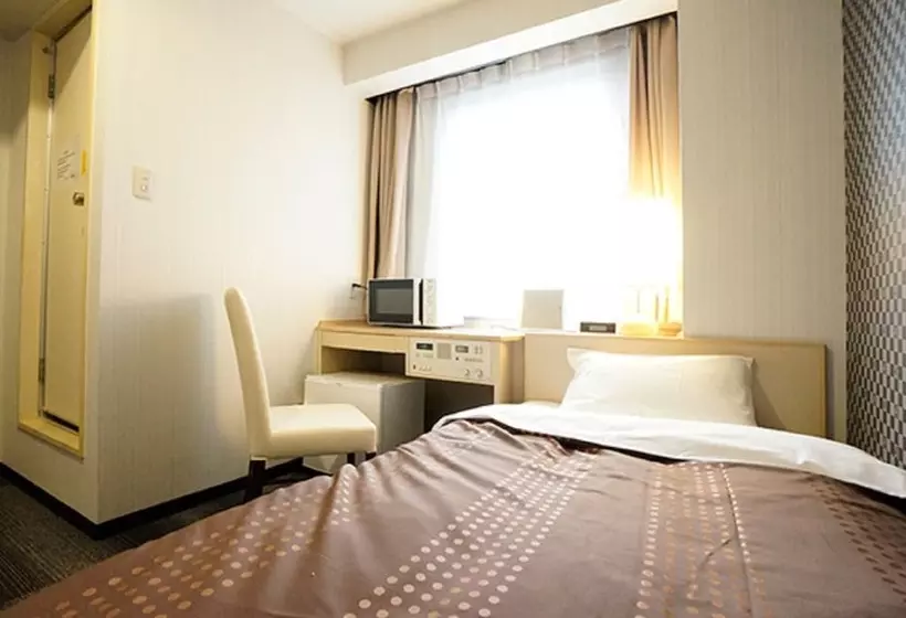 Отель Livemax Kyoto Gojo