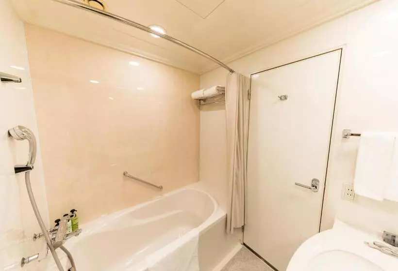 Отель Namba Oriental