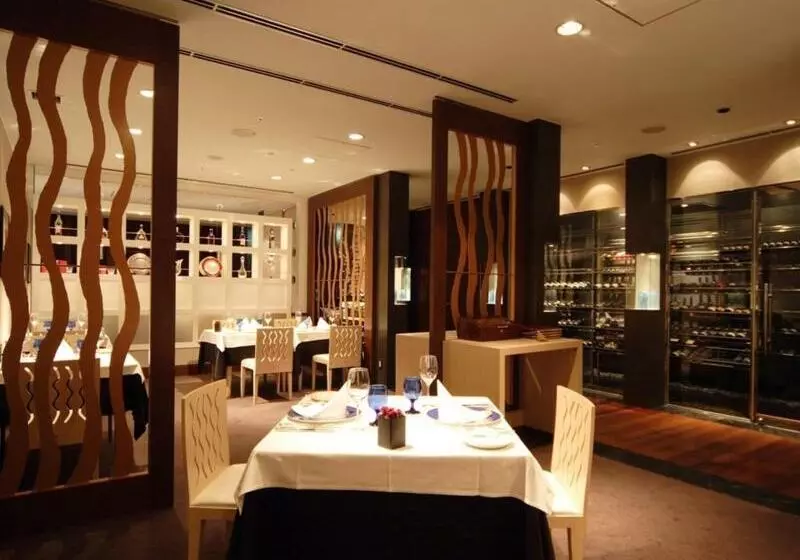 Отель Nikko Kumamoto