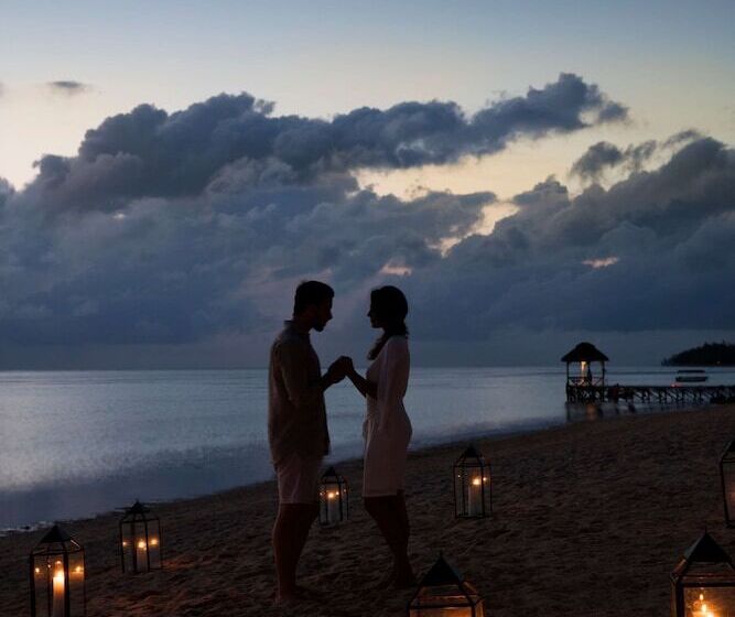 Hotel Outrigger Mauritius Beach Resort