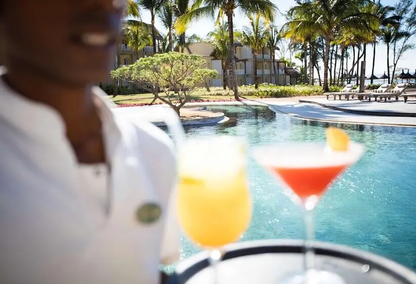 هتل Outrigger Mauritius Beach Resort