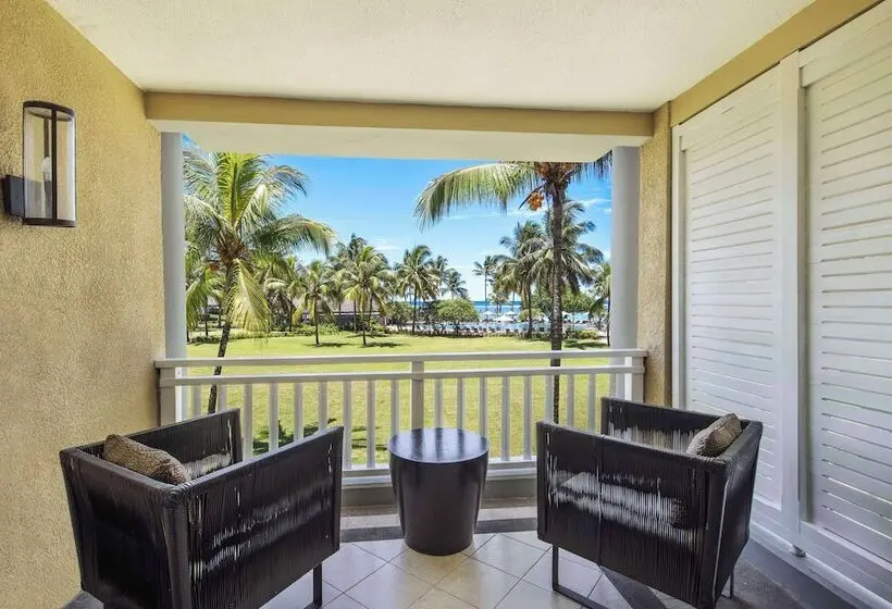 هتل Outrigger Mauritius Beach Resort