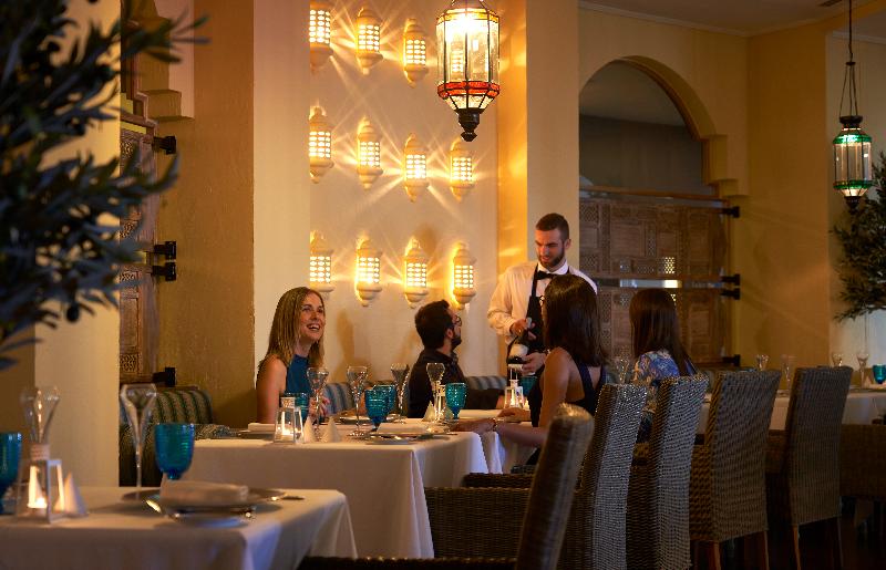 ホテル Porto Mare  Portobay