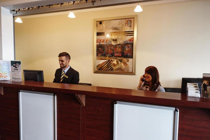 Hotel Quest Atrium Serviced Apartments