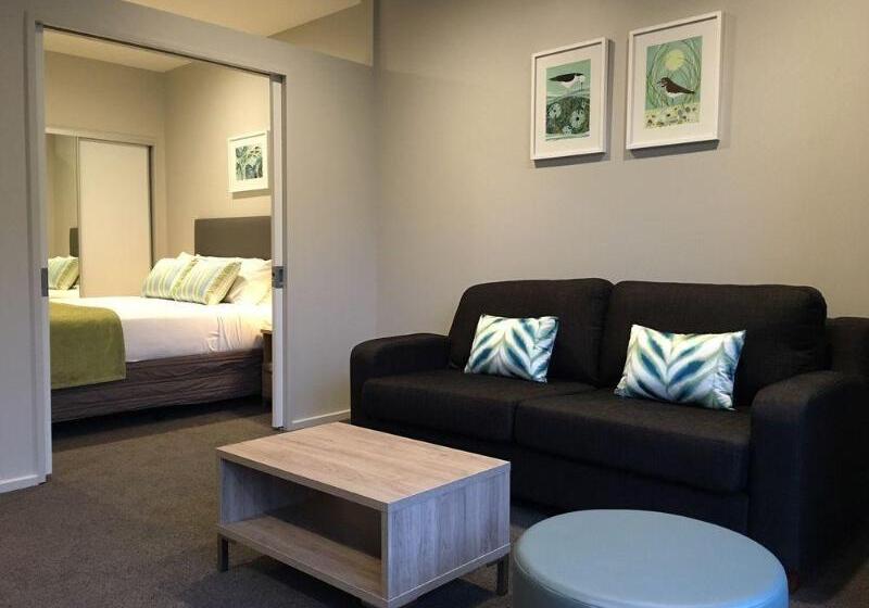 Hotel Quest Atrium Serviced Apartments