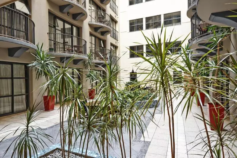 فندق Quest Atrium Serviced Apartments