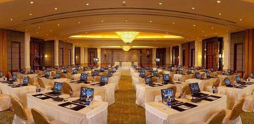 Radisson Blu Mbd Hotel Noida