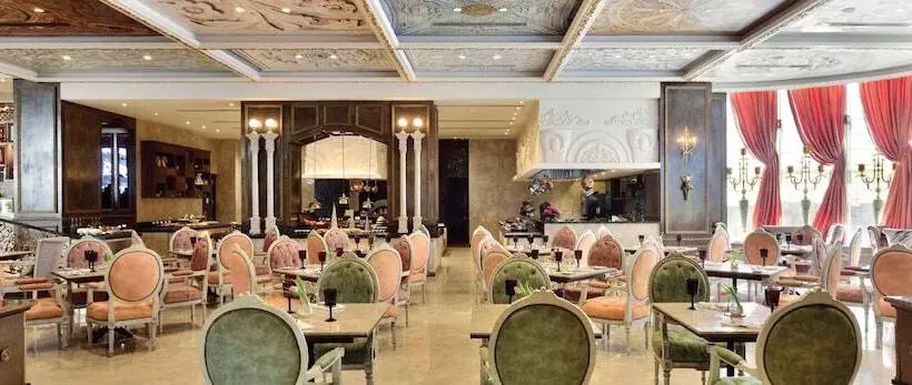 Radisson Blu Mbd Hotel Noida