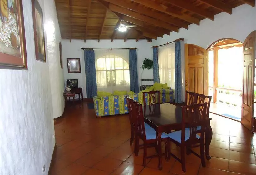 هتل Rio Perlas Spa And Resort