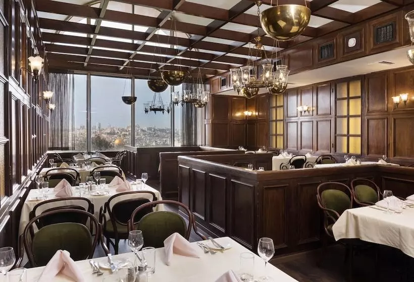 Hotelli Seven Arches