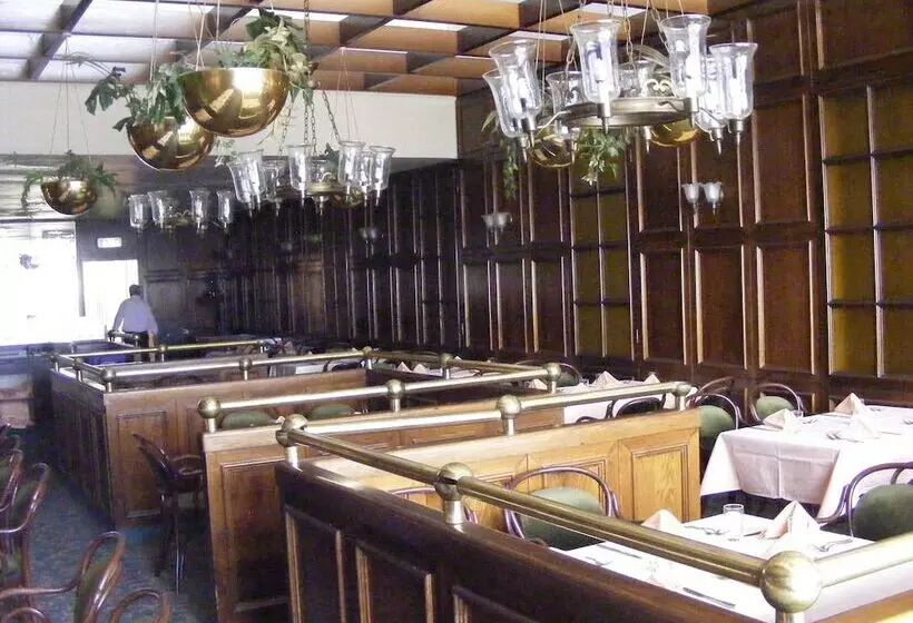 Hotelli Seven Arches