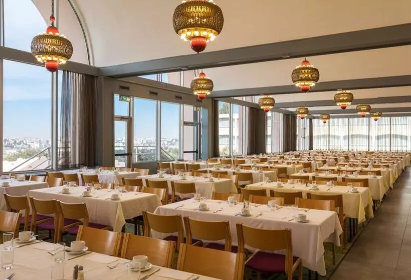 Hotelli Seven Arches