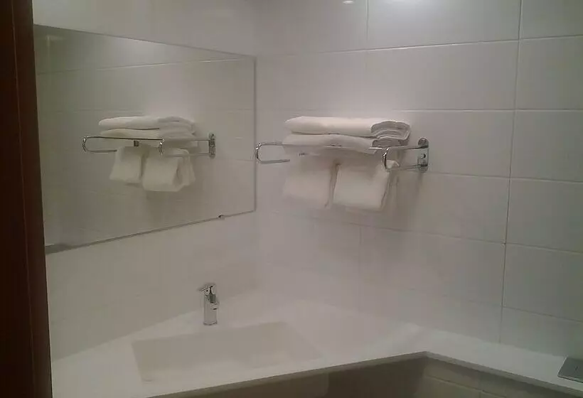 Hotelli Seven Arches