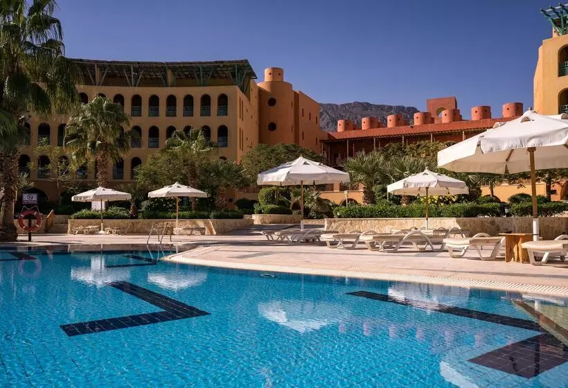 酒店 Strand Beach Resort