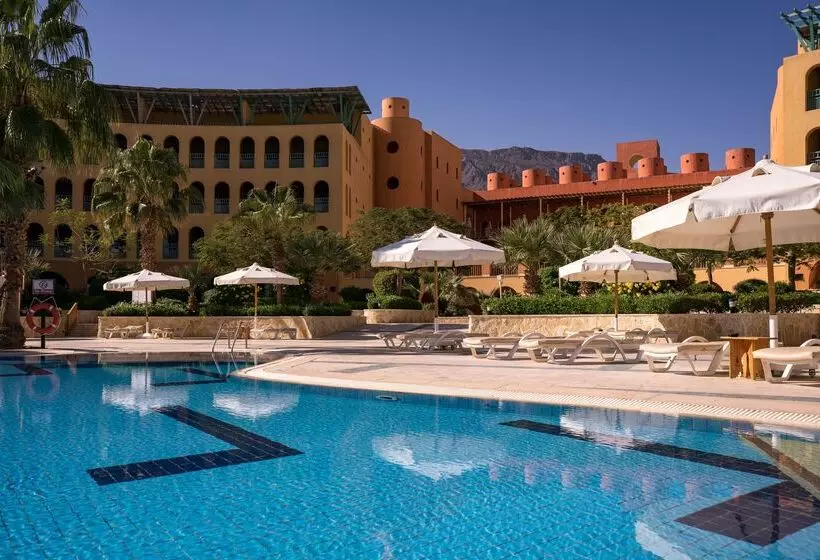 酒店 Strand Beach Resort