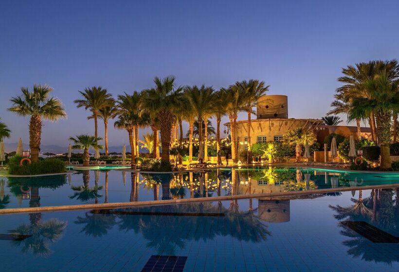 هتل Strand Beach Resort