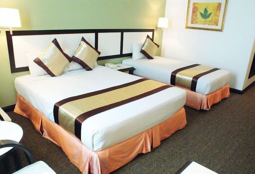 Summit Hotel Subang Usj