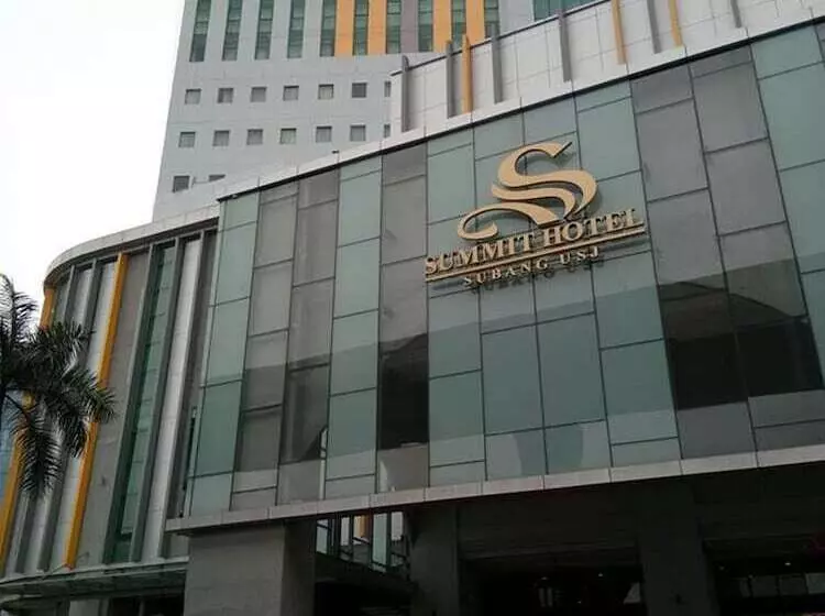 Summit Hotel Subang Usj