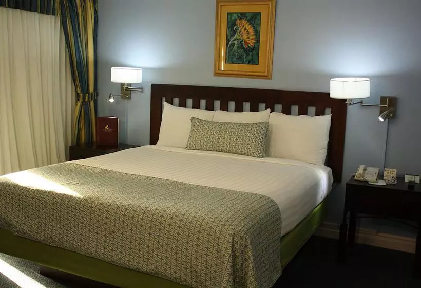 هتل The Knutsford Court