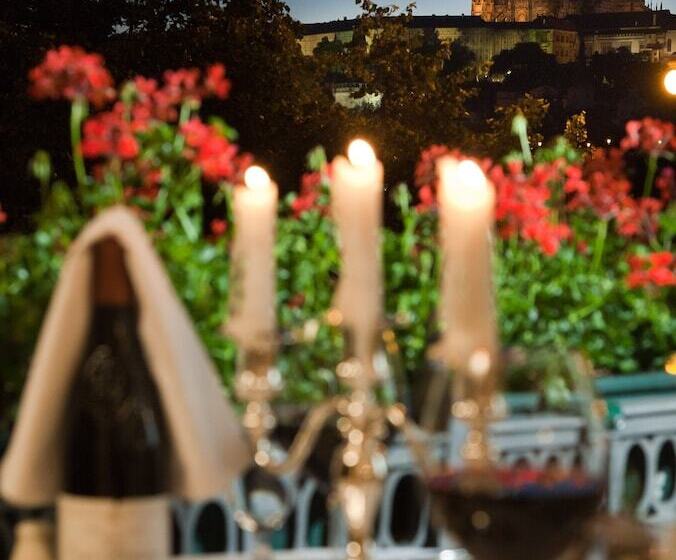 هتل The Mozart Prague By Accor