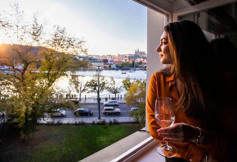 هتل The Mozart Prague By Accor