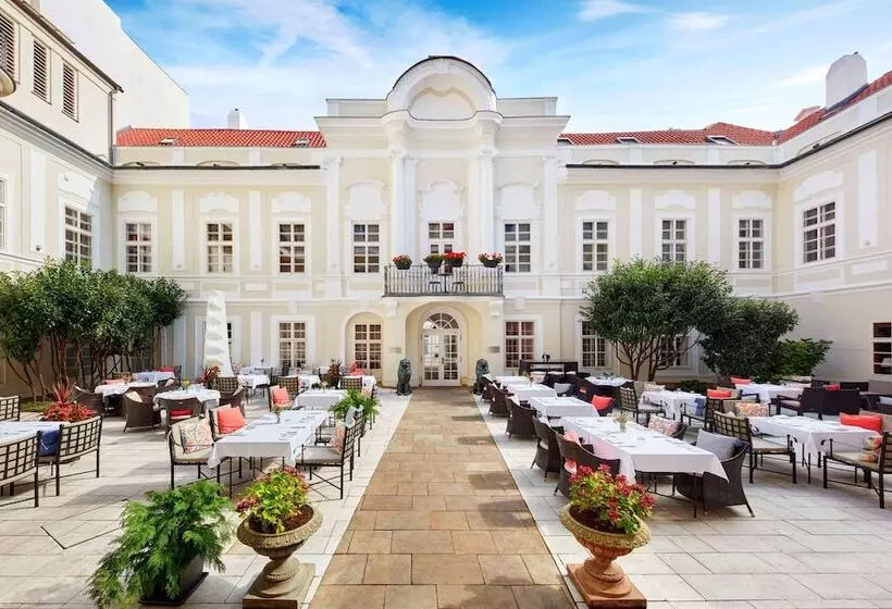 هتل The Mozart Prague By Accor