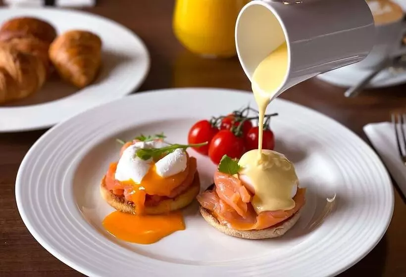 هتل The Mozart Prague By Accor