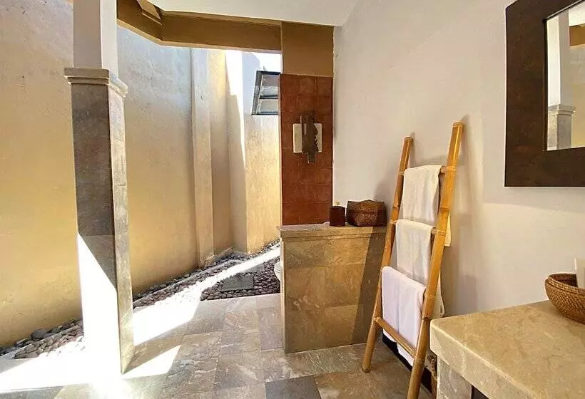 Hotel Visakha Sanur By Puri Signatures