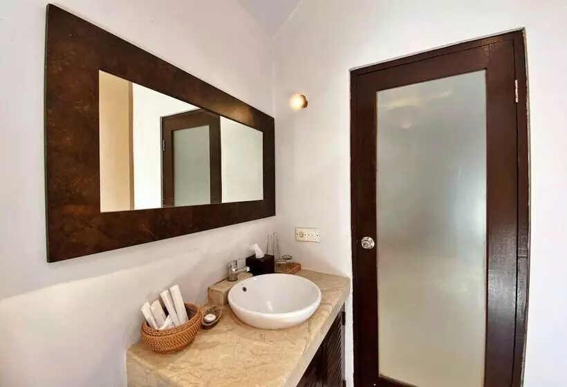 Hotel Visakha Sanur By Puri Signatures