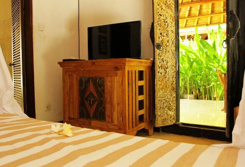 בית מלון כפרי Visakha Sanur By Puri Signatures