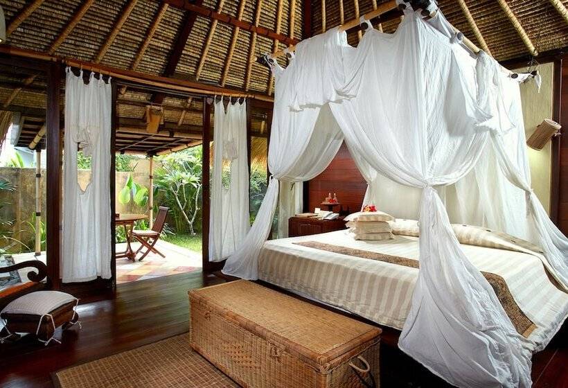 בית מלון כפרי Visakha Sanur By Puri Signatures