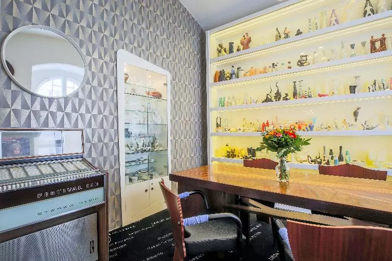 Lh Vintage Design Hotel Sax