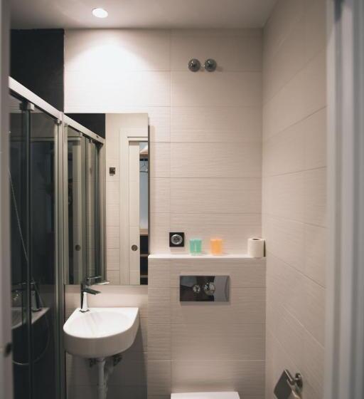 פנסיון Central Roomss