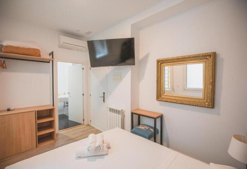 פנסיון Central Roomss