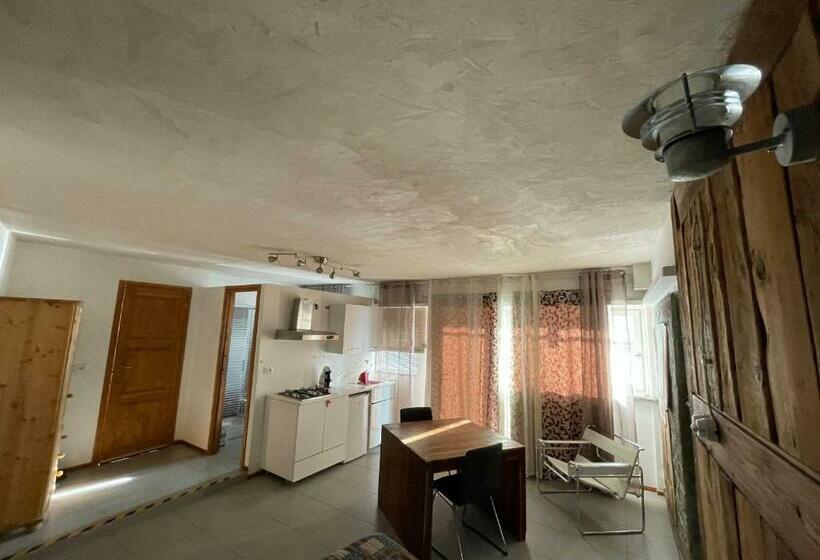 پانسیون Smile Accomodation Aosta