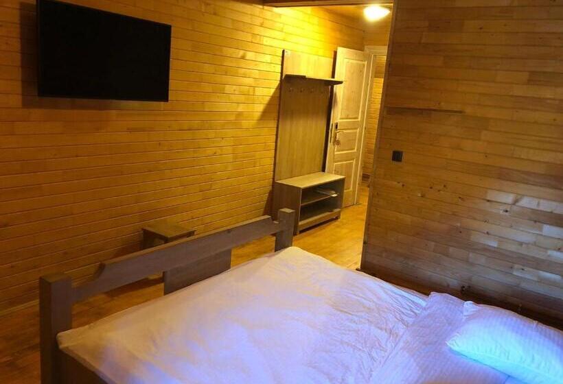 פנסיון Păstrăvăria Alex