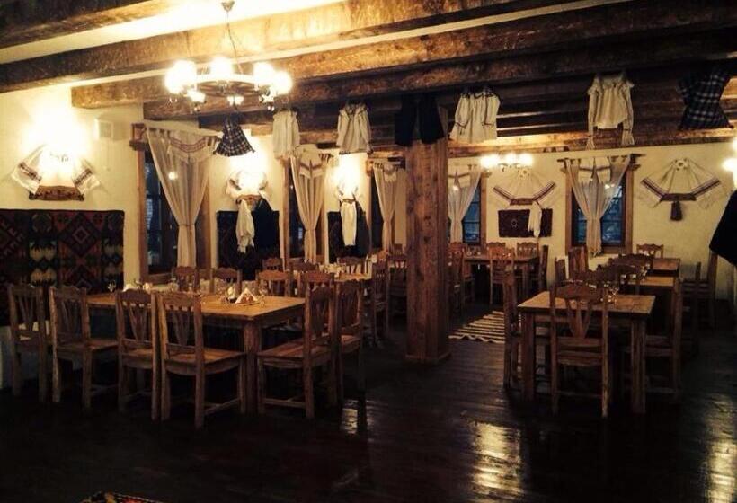 פנסיון Păstrăvăria Alex