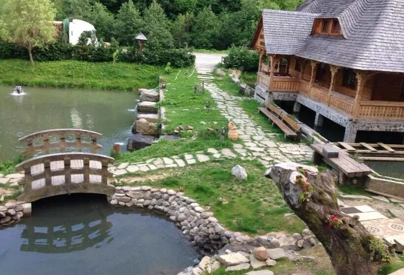 Majatalo Păstrăvăria Alex