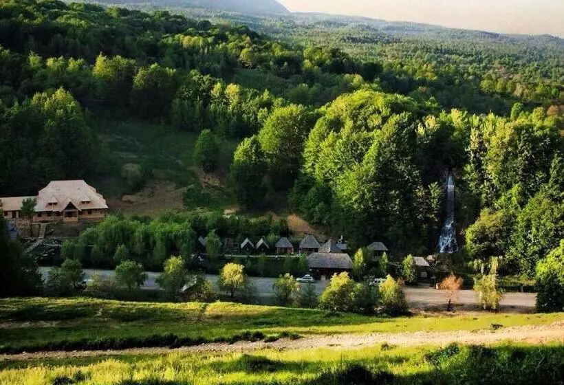 Majatalo Păstrăvăria Alex