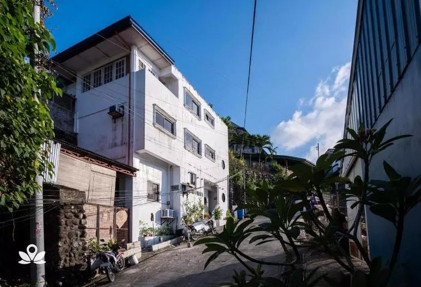 ホテル Zen Rooms Basic Rx Hostel La Union