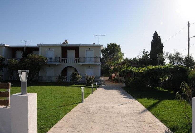 هتل Vicky's Garden