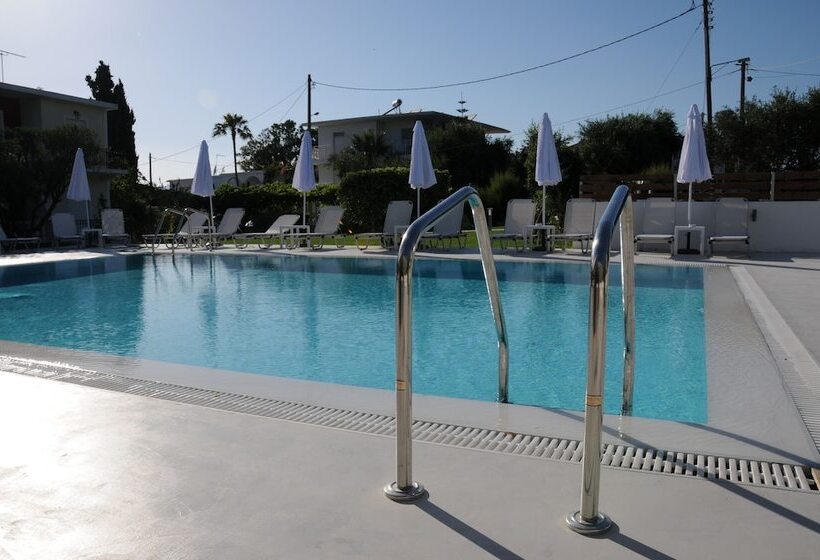 هتل Vicky's Garden